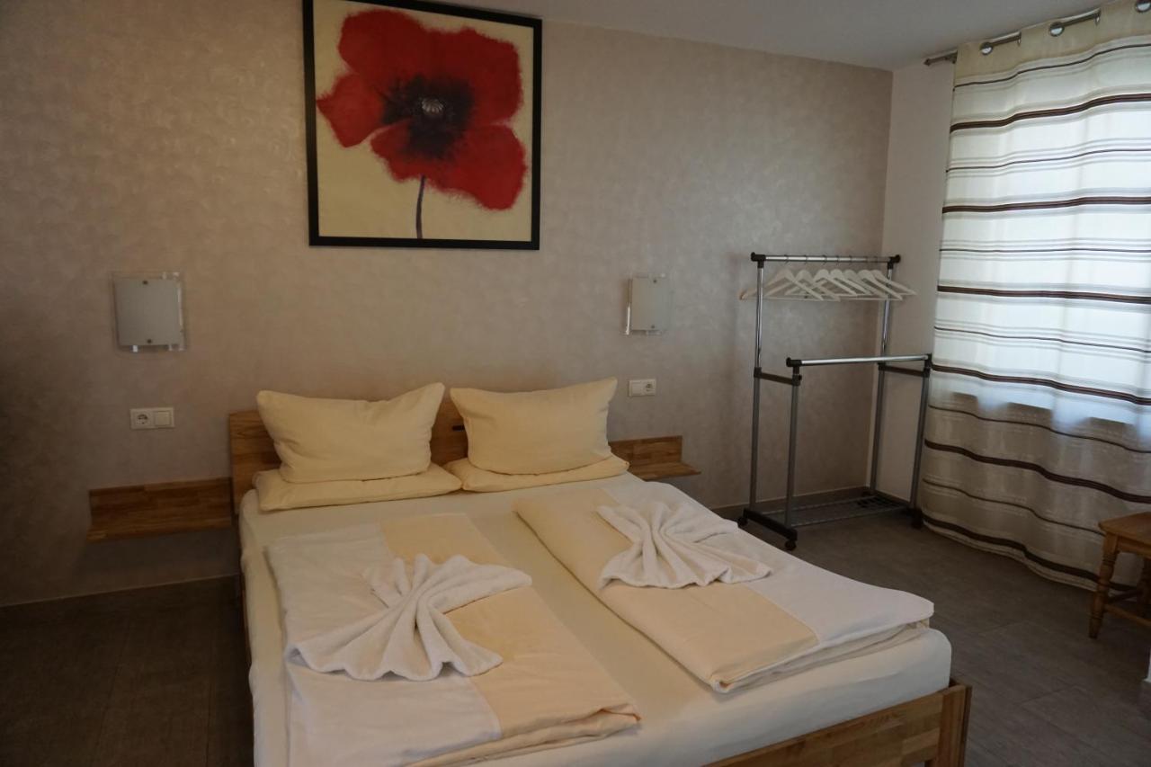 Apartment - Pension Marianna Rust Bagian luar foto